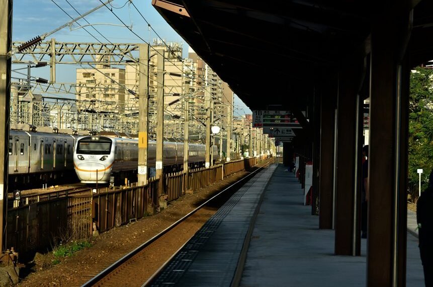 creative online hub 661033389