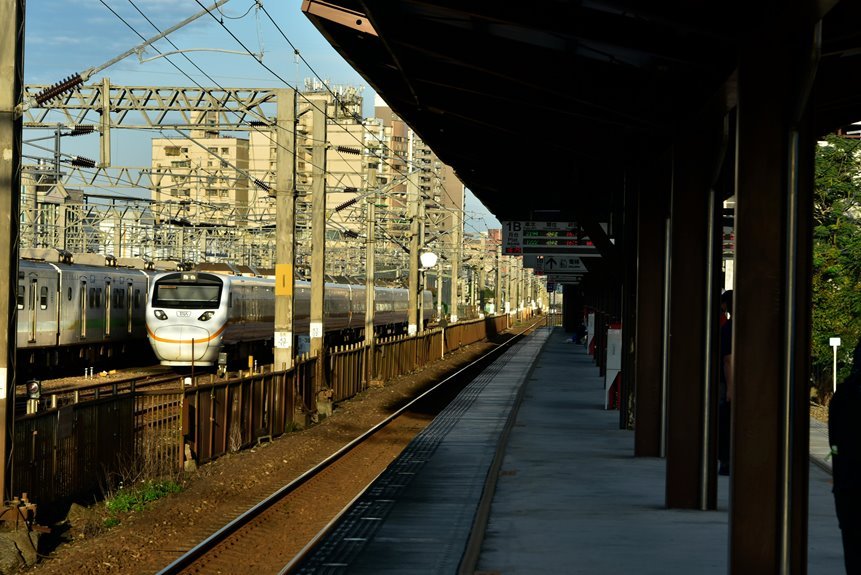 creative online hub 661033389